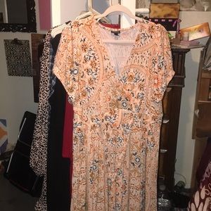 Plus size peach pattern maxi dress